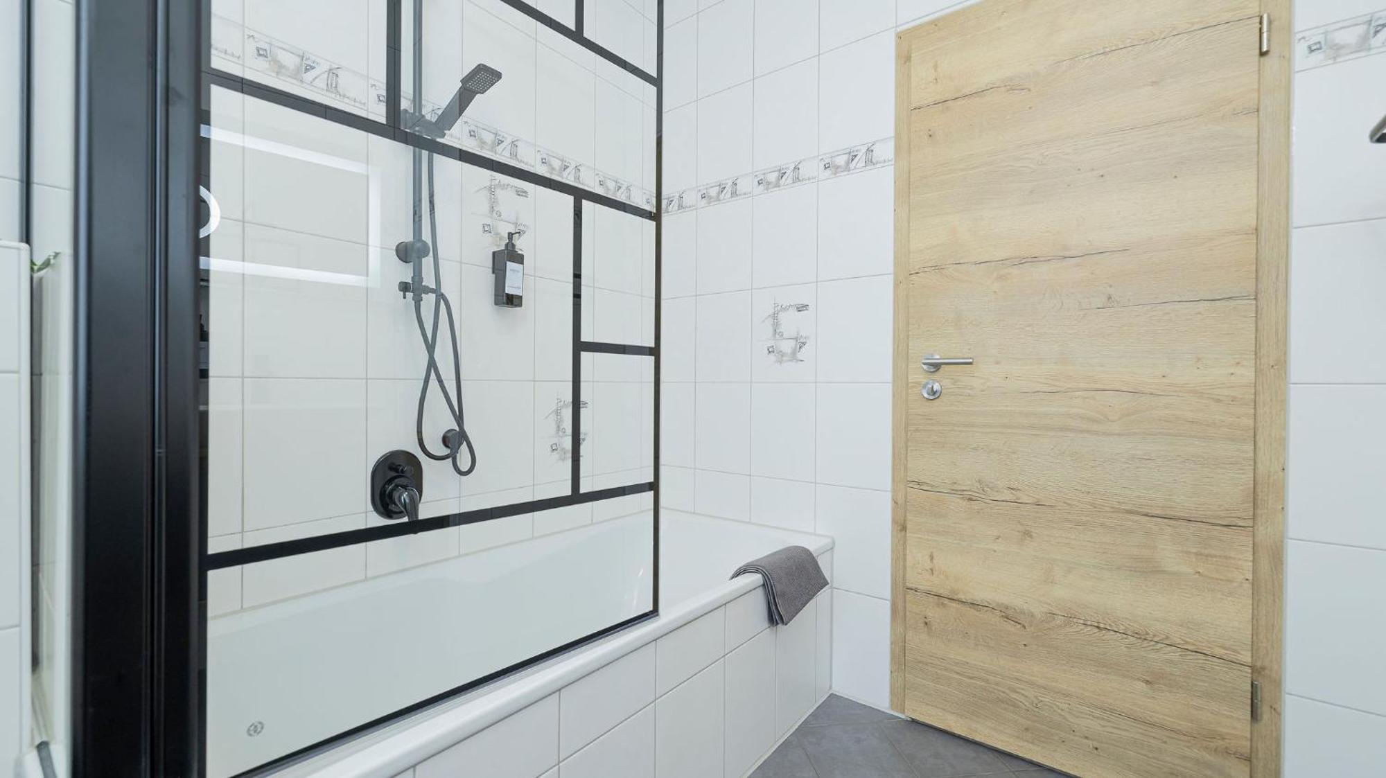 Luxx Home Mm, Airport- Fuer 7 Personen-Parken-Kueche Trunkelsberg Esterno foto